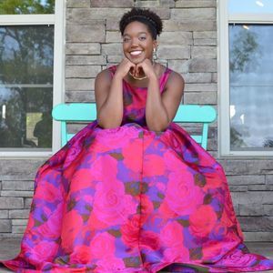 Meet your Posher, Lani